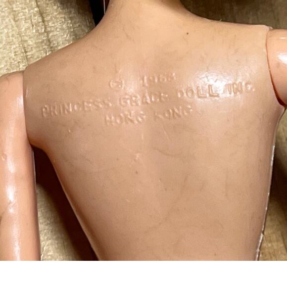 Lot of 24 Vintage Barbie Dolls + Clothes & accessories. 1966 Twist n Turn Doll - Picture 5 of 13